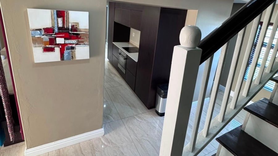5 Bedroom Property for Sale in Overbaakens Eastern Cape